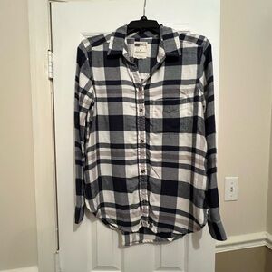 American Eagle Outfitters Navy and White Checkered Shirt